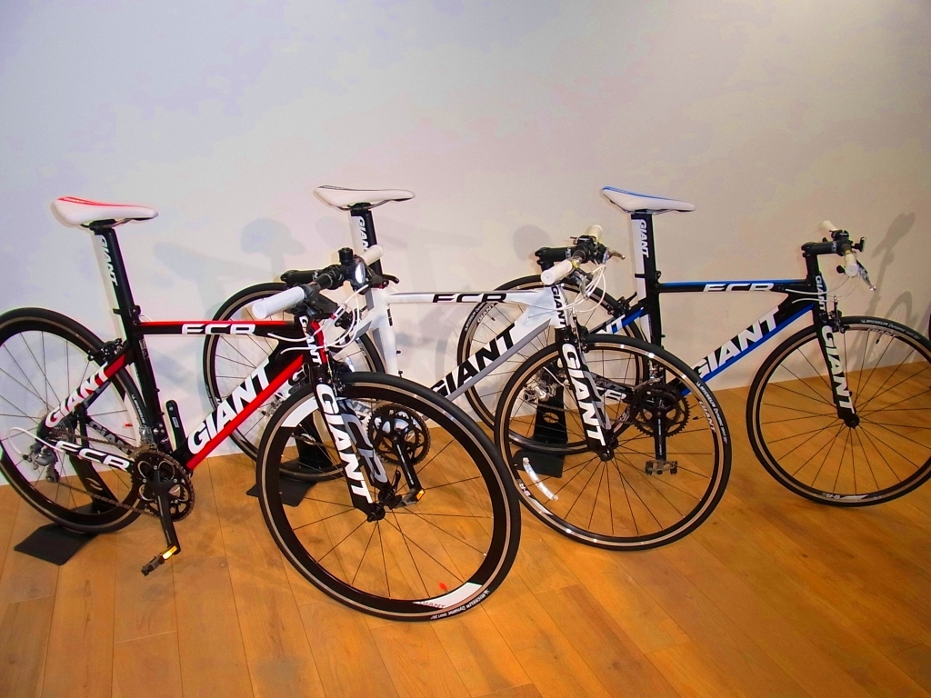 FCR 0・1各色揃っています☆ ｜ ジャイアントストア福岡