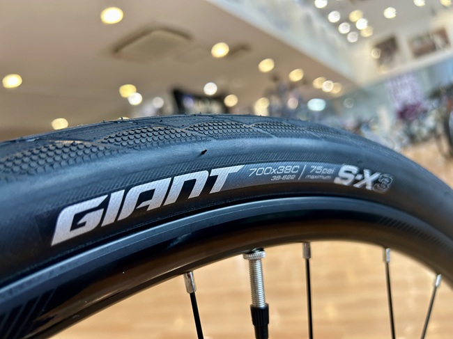 新製品】マルチでクロスオーバーな1台 Escape X 登場 ｜ ジャイアント