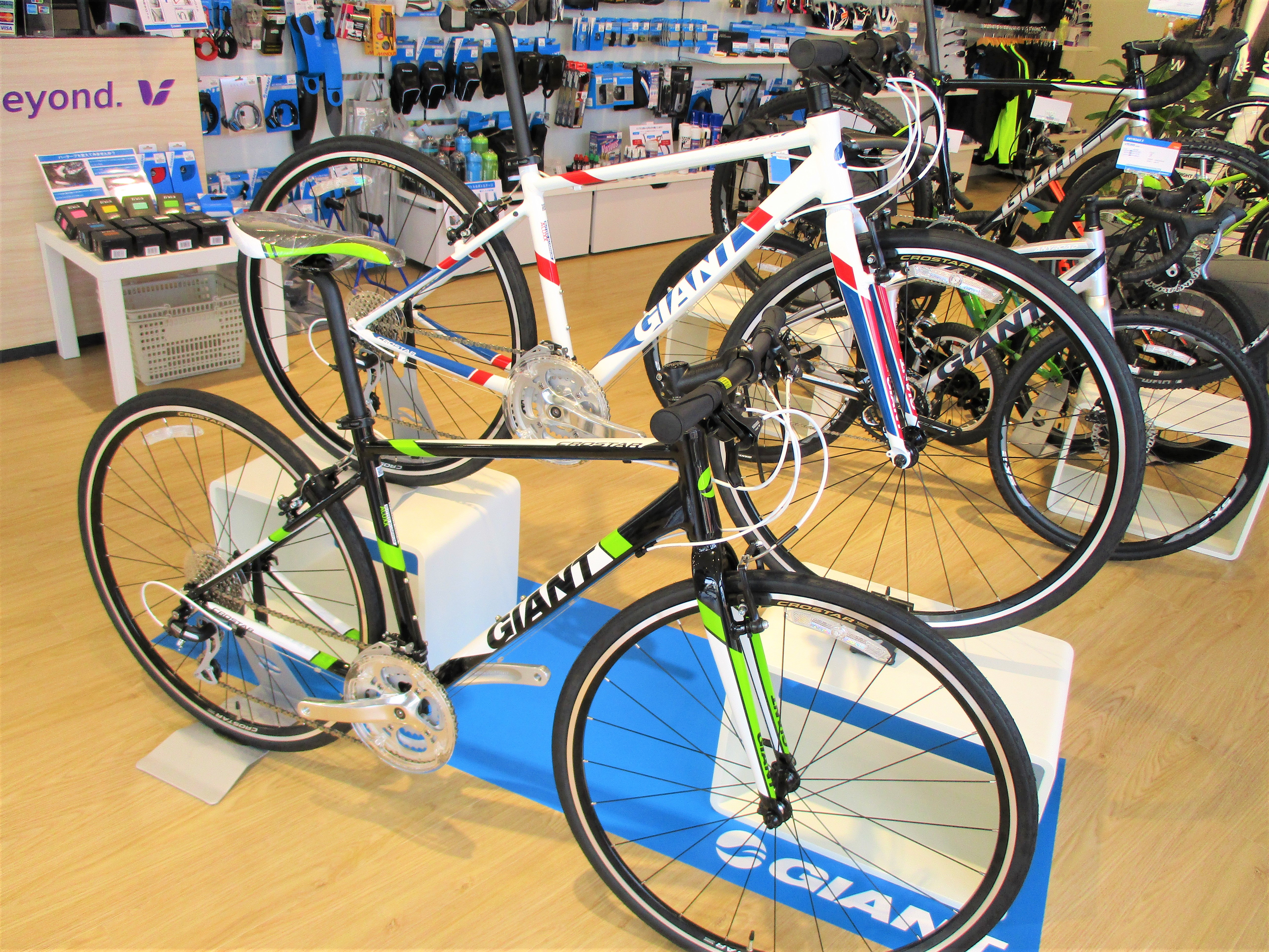 GIANT】学生さん必見☆お洒落なクロスバイクで差をつけよう