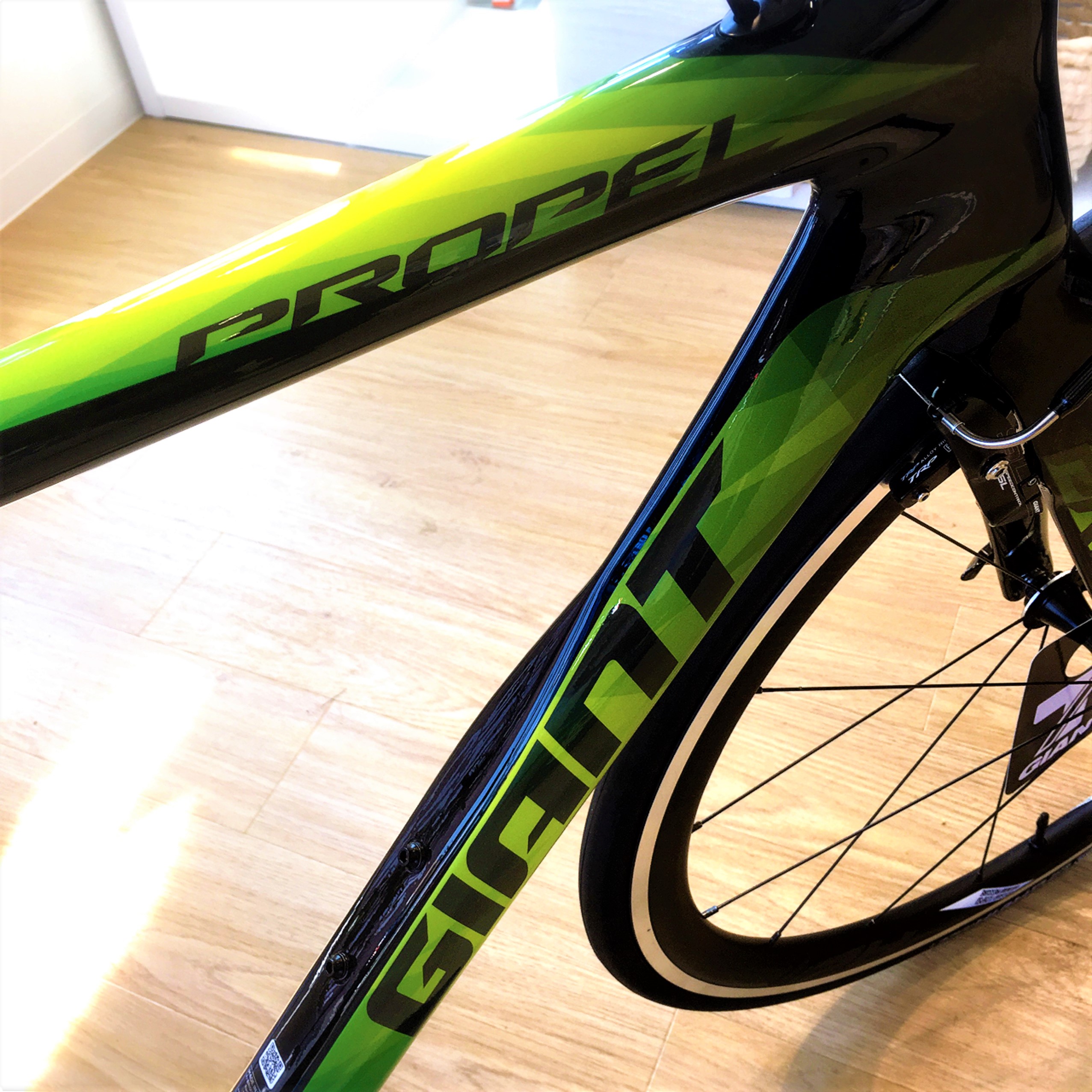 GIANT】2018年☆PROPEL ADVANCED 1 ~GIANT自慢のエアロバイク