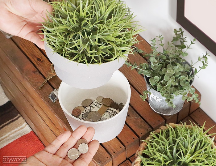 サックユーケープラント ポット ハイダウェイ suck uk Plant Pot