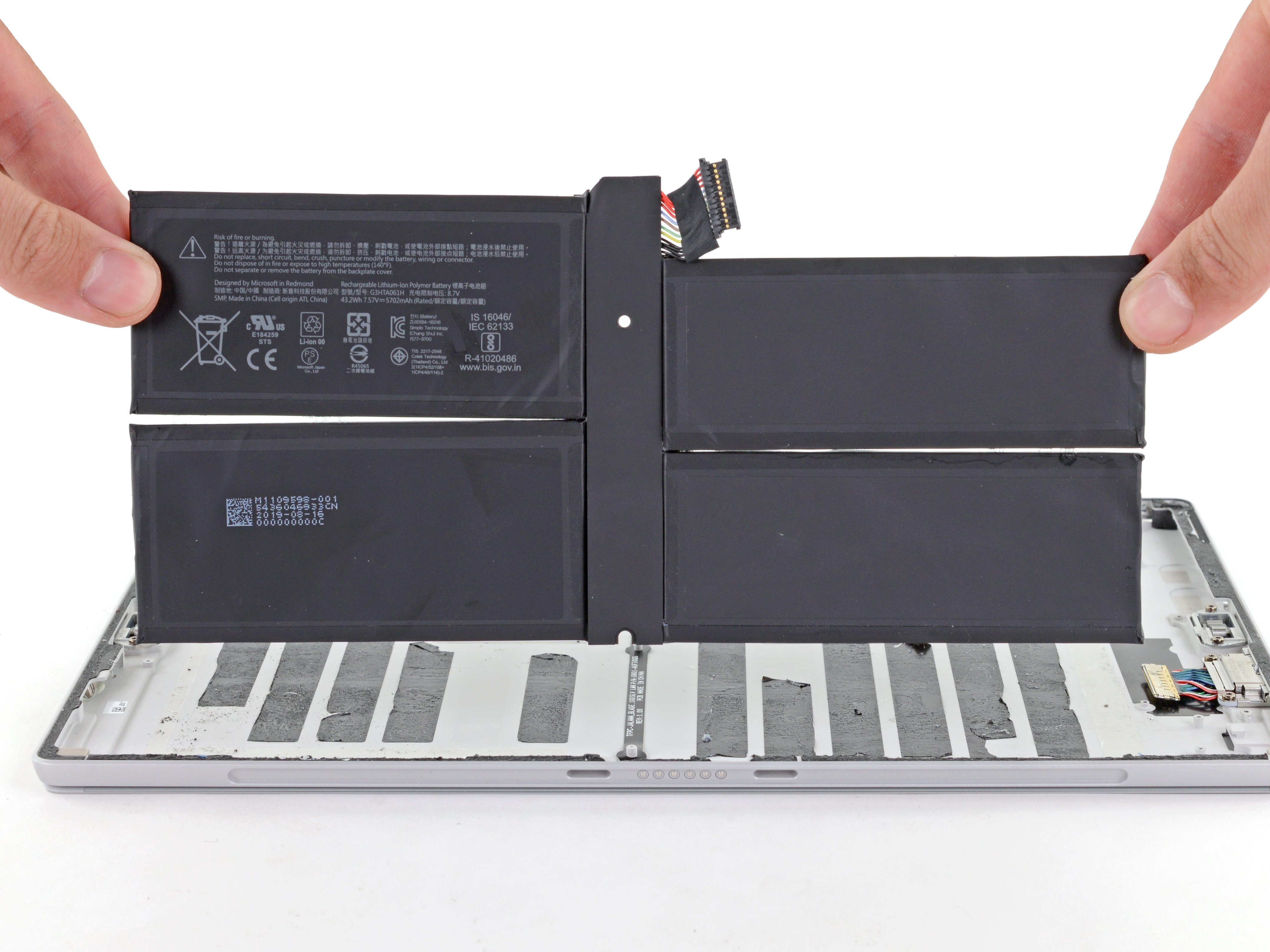 Microsoft Surface Pro 7 バッテリーの交換 - iFixit 修理ガイド