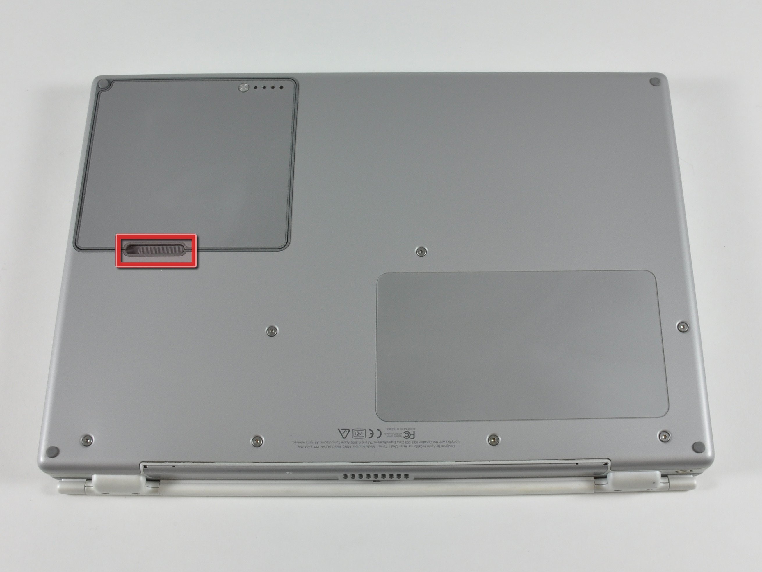 PowerBook G4 Titanium DVI バッテリーの交換 - iFixit 修理ガイド