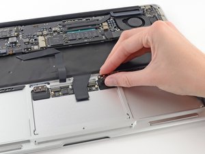 MacBook Air 13インチ Early 2017 トラックパッドの交換 - iFixit 修理