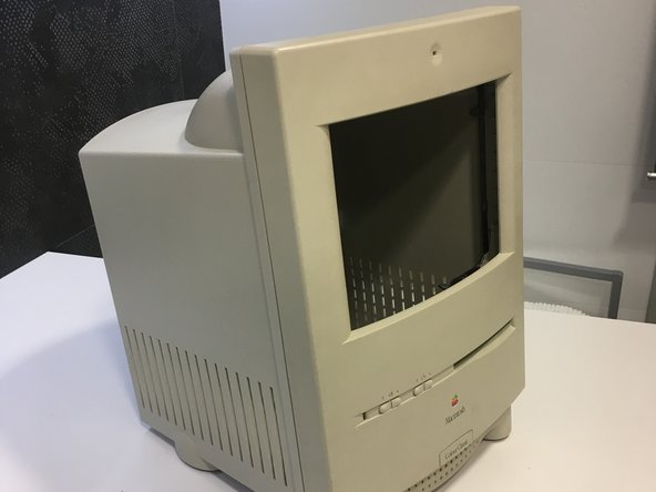 Completely Revamped Macintosh Color Classic for its 25th