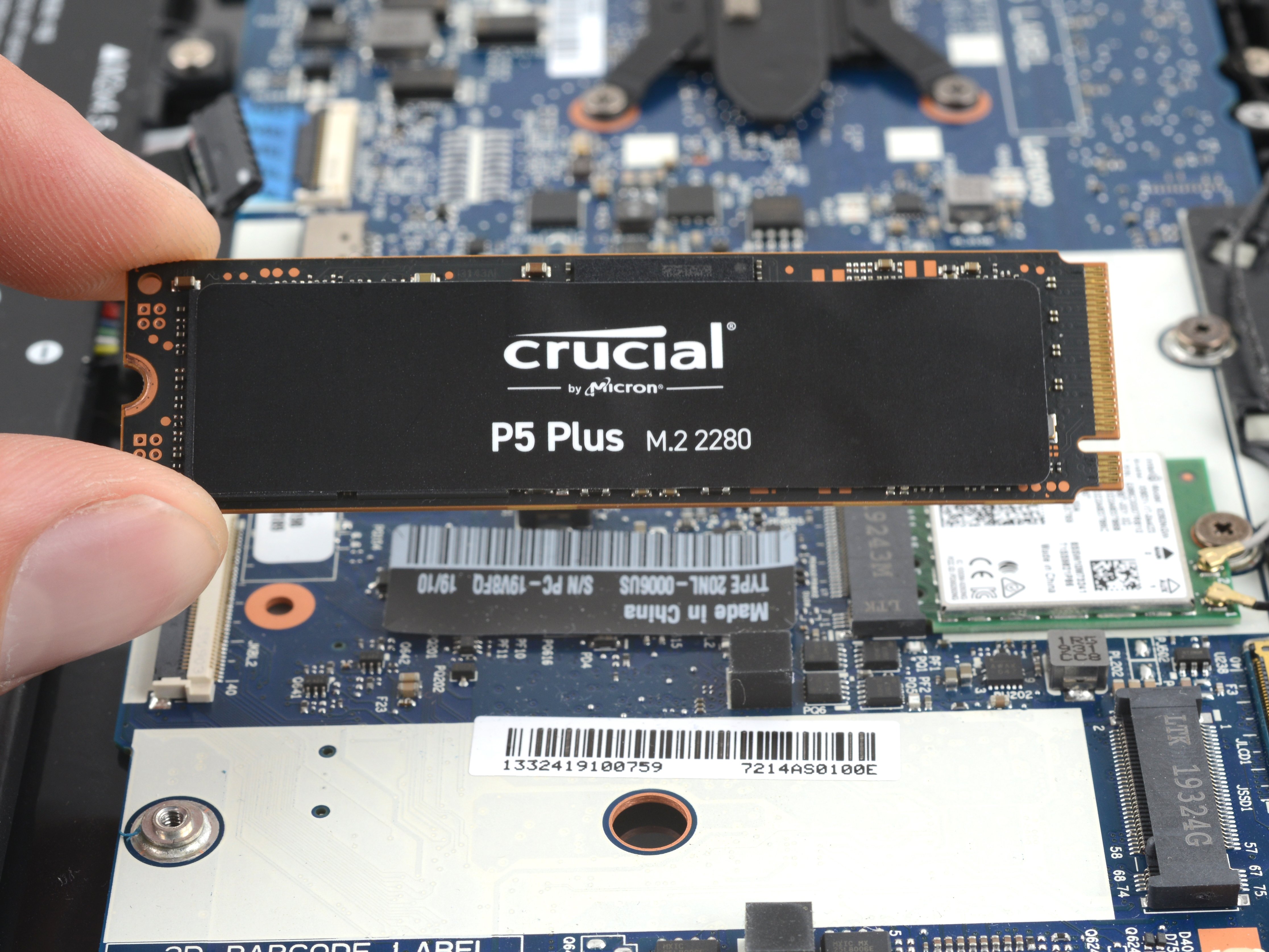 Lenovo ThinkPad X395 SSDの交換 - iFixit 修理ガイド