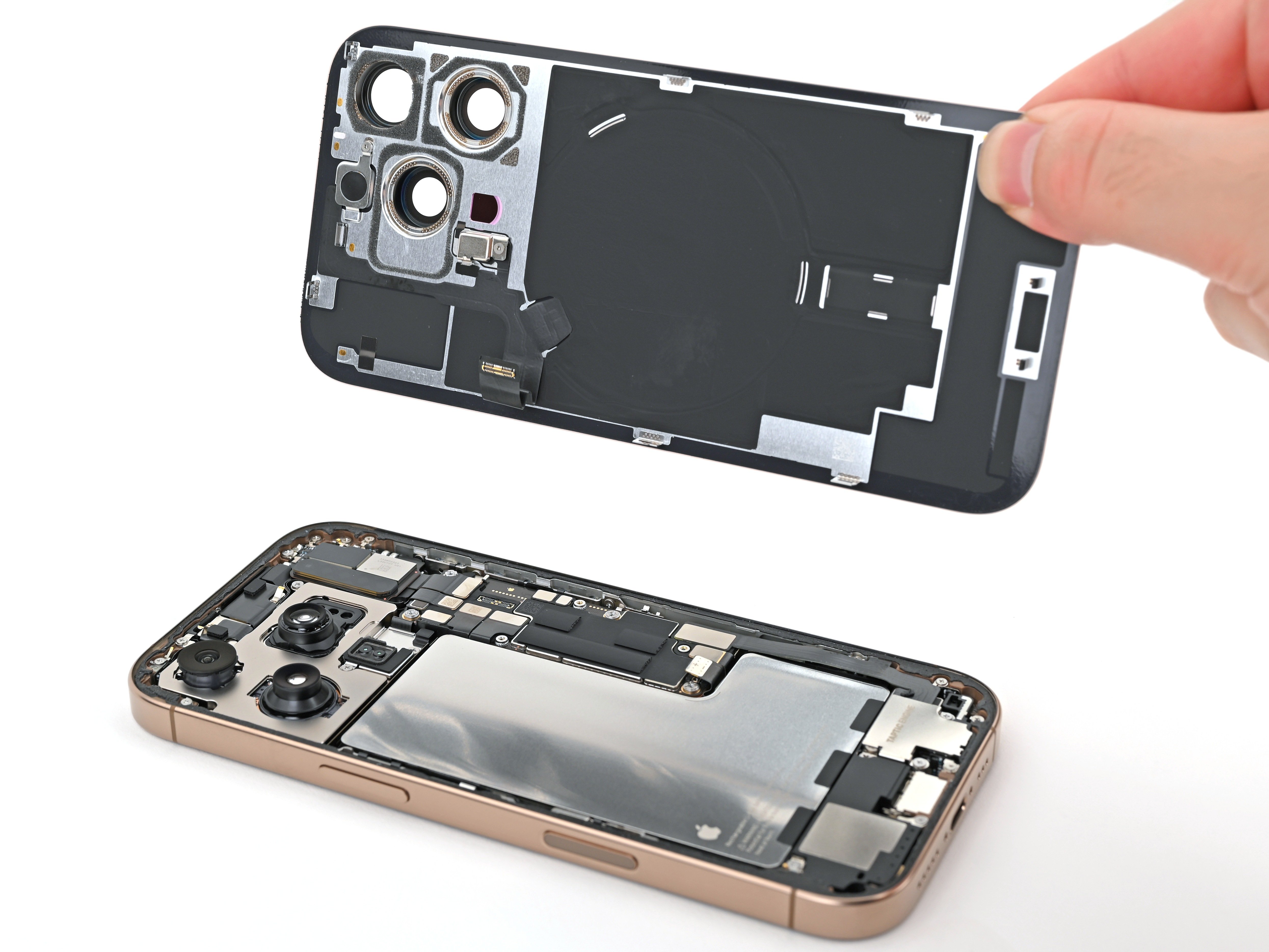 iPhone 16 Pro 背面ガラスの交換 - iFixit 修理ガイド
