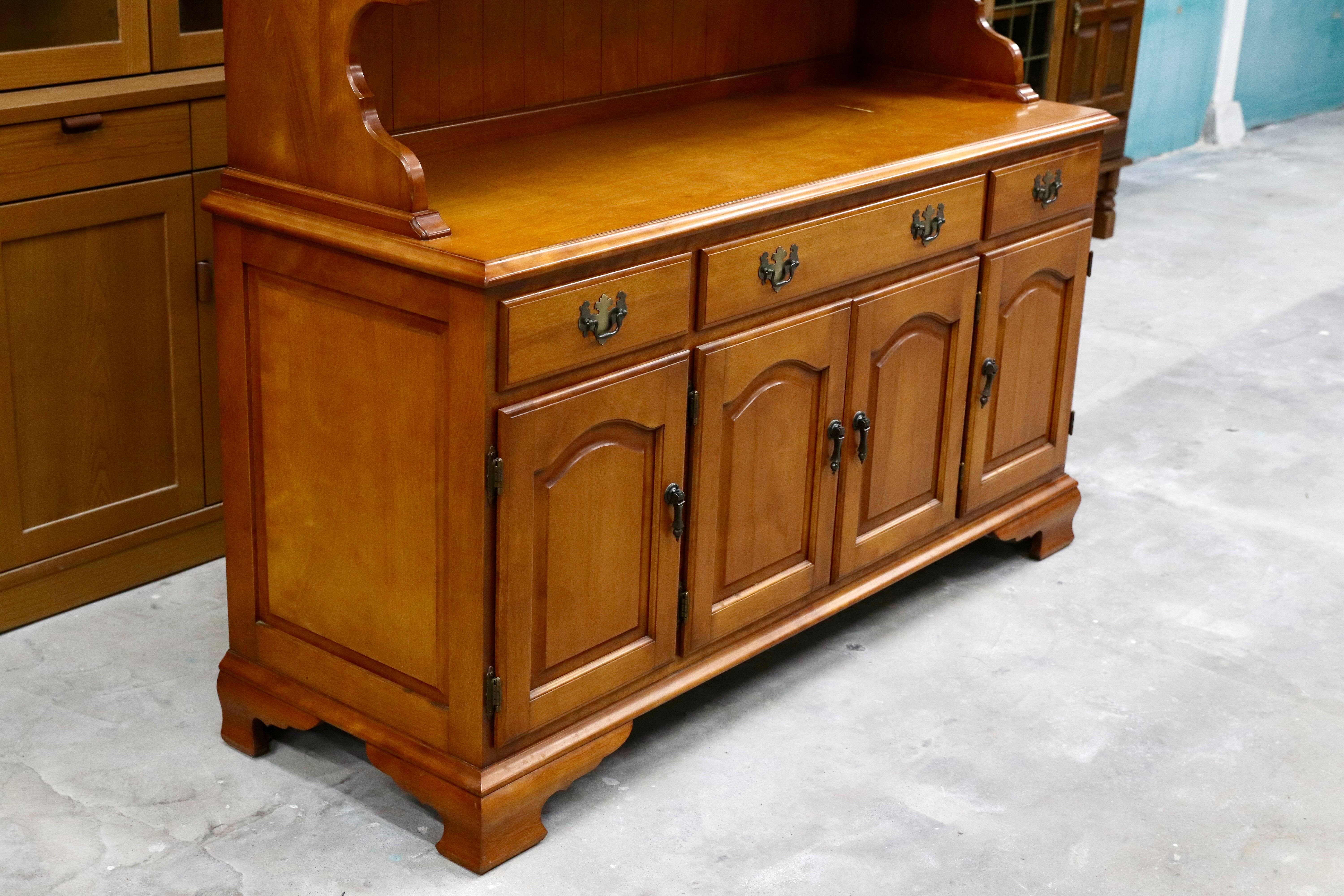 GMIK22○横浜ダニエル / Daniel 食器棚 飾り棚 キャビネット カップ