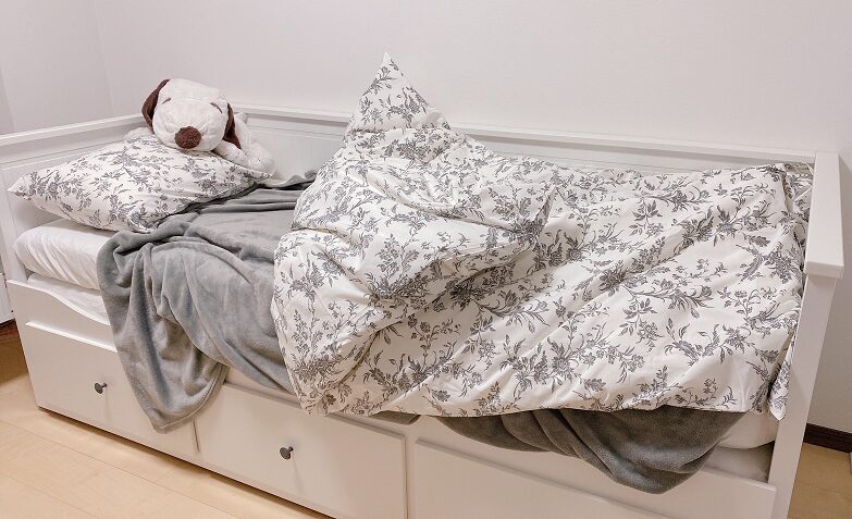 おしゃれで可愛いベッド】IKEA HEMNES ヘムネスデイベッド レビュー