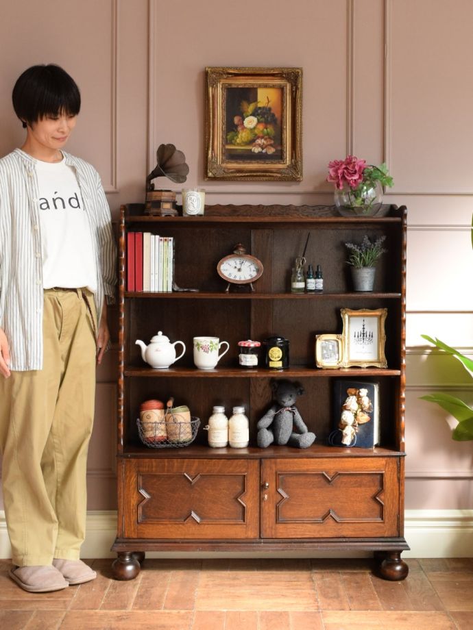 英国から届いたおしゃれな本棚、オーク材のオープンタイプのブック