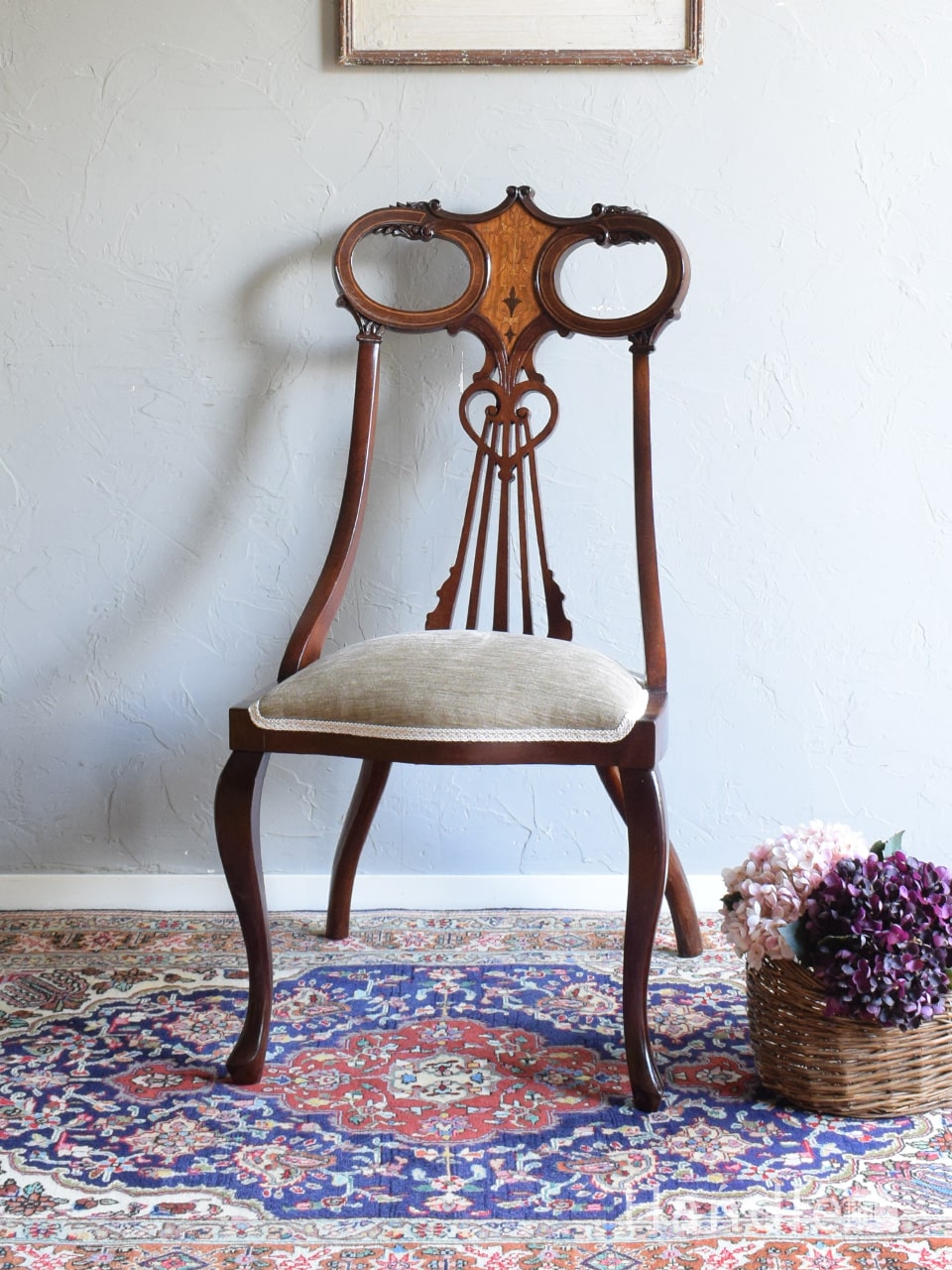 フランスで出会ったアンティークのナポレオンチェア（ナポレオン3世