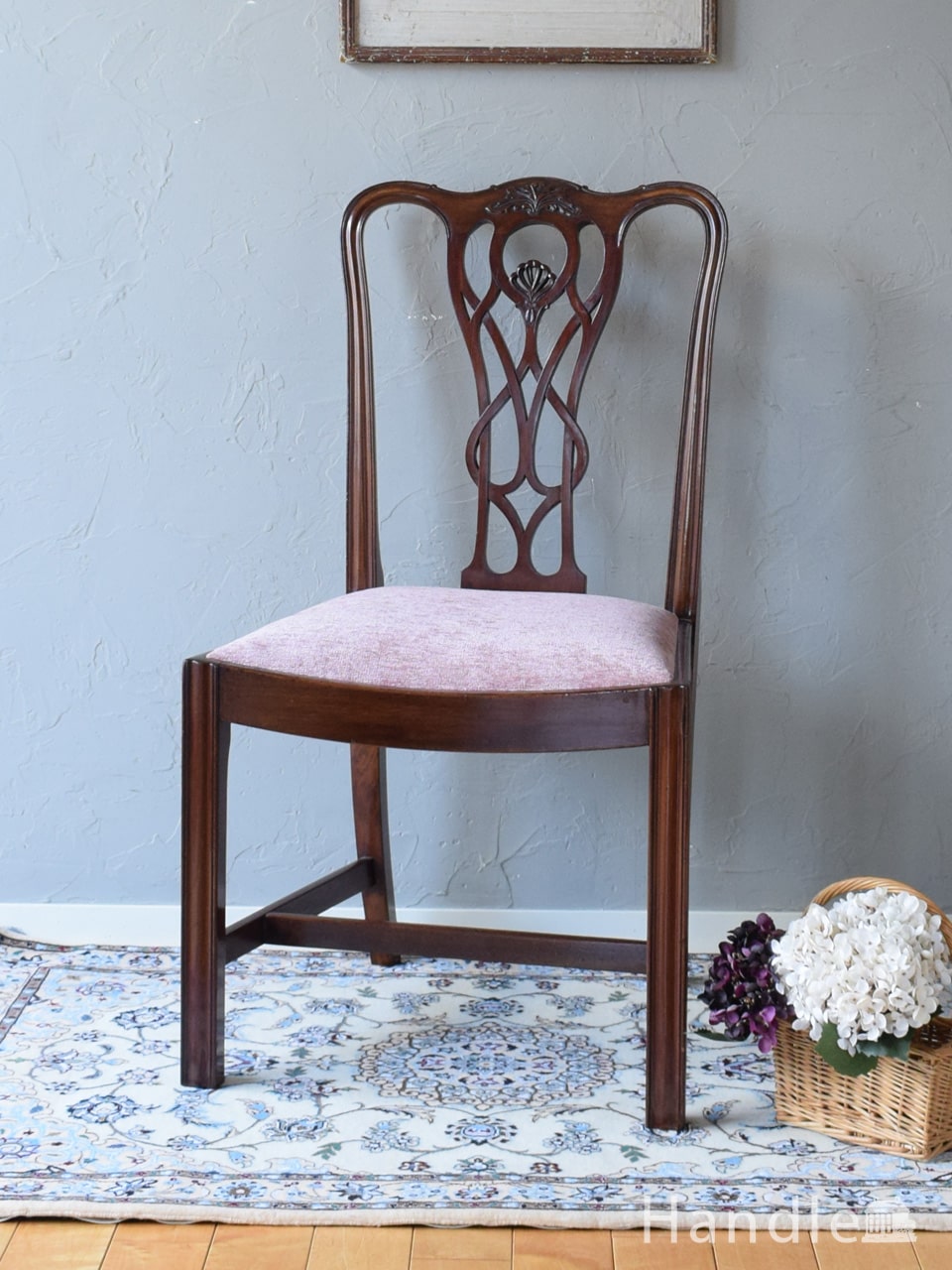 イギリスから届いた美しいチッペンデールチェア、マホガニー材の