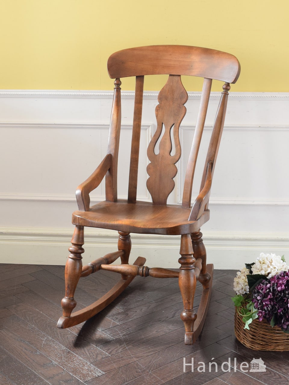 英国から届いたアンティークソファ、革張りのロッキングチェア(k-871-c