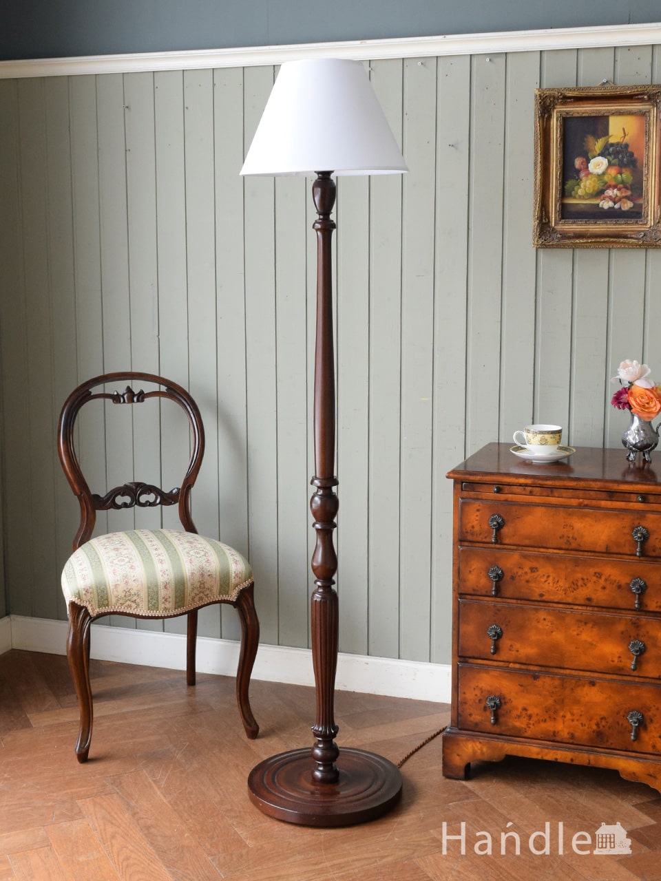英国で見つけたスタンドライト、アンティークのフロアランプ（B22
