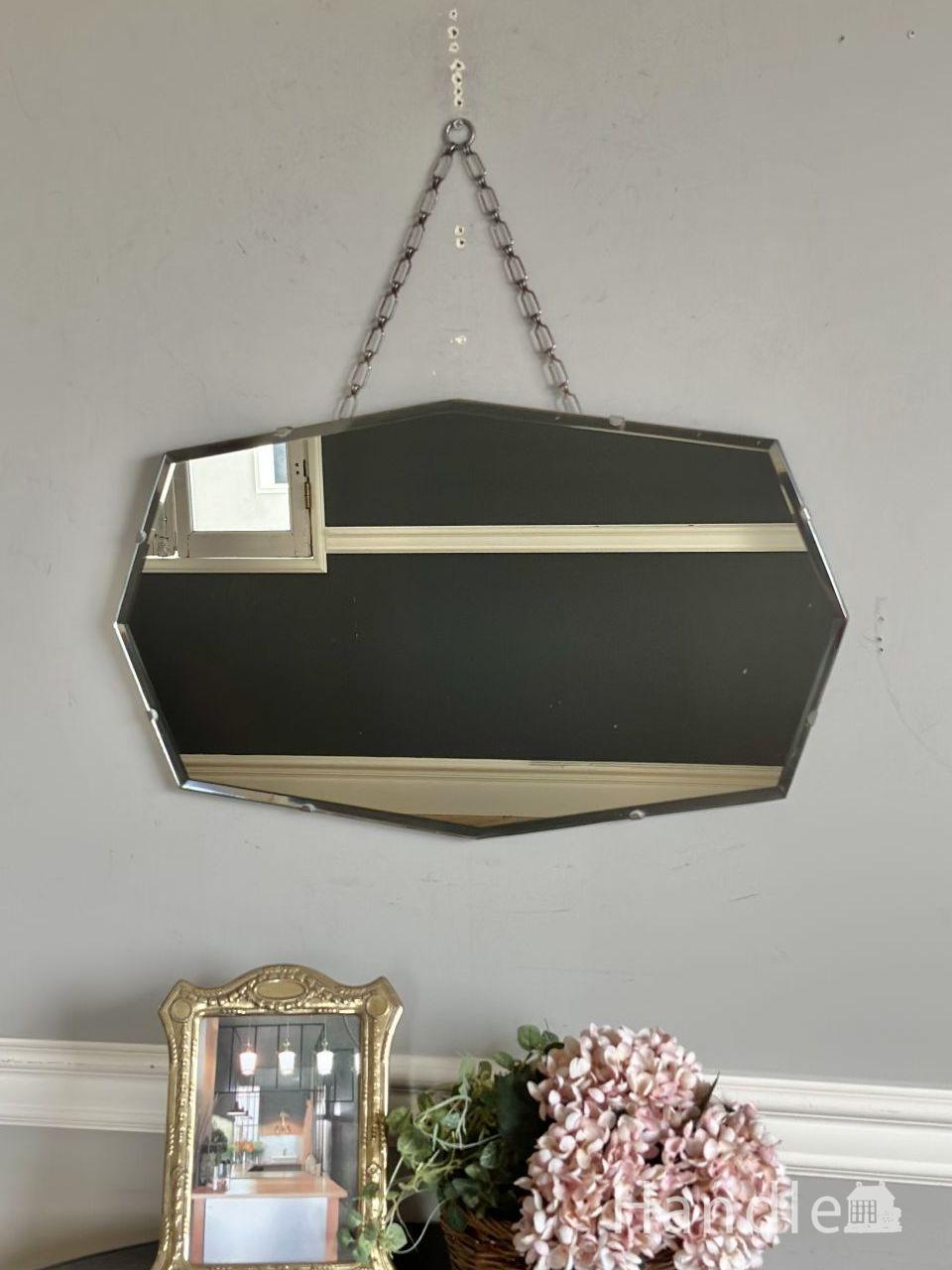 フランスから届いたおしゃれな壁掛け鏡、ゴージャスなモールディングの