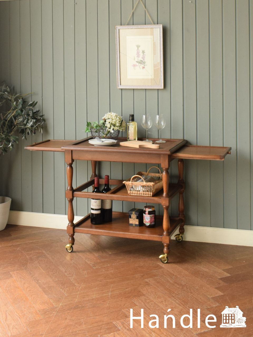 英国アンティークのおしゃれなキッチンワゴン、扉収納付きの便利な