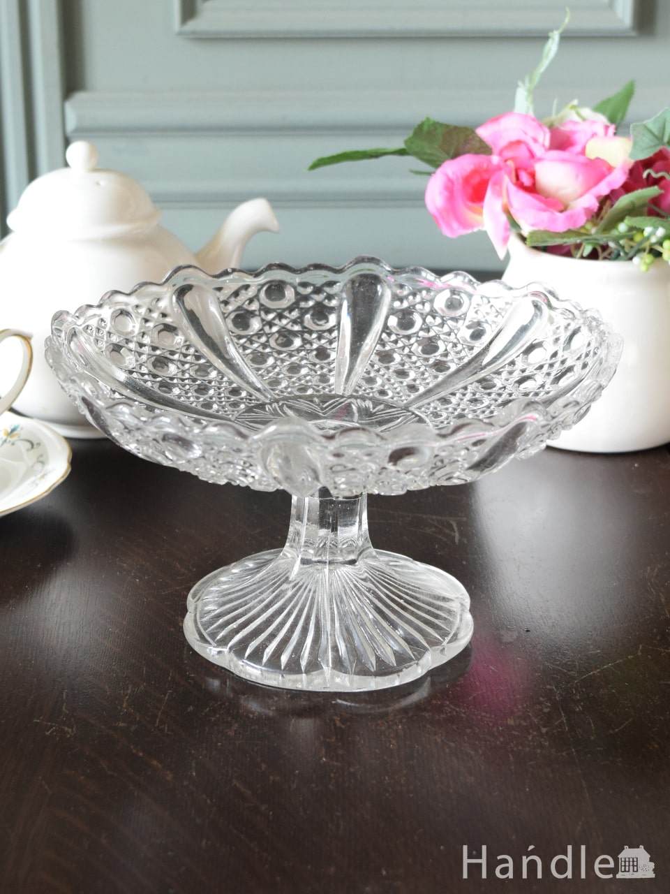 おしゃれなアンティークのケーキスタンド、英国アンティークガラスの器