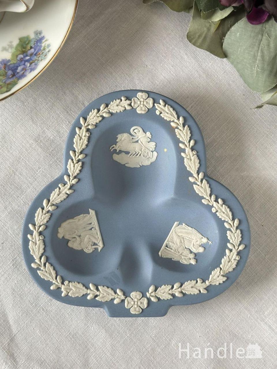 ウェッジウッド（Wedgwood）のジャスパーウェア、ペールブルー色の