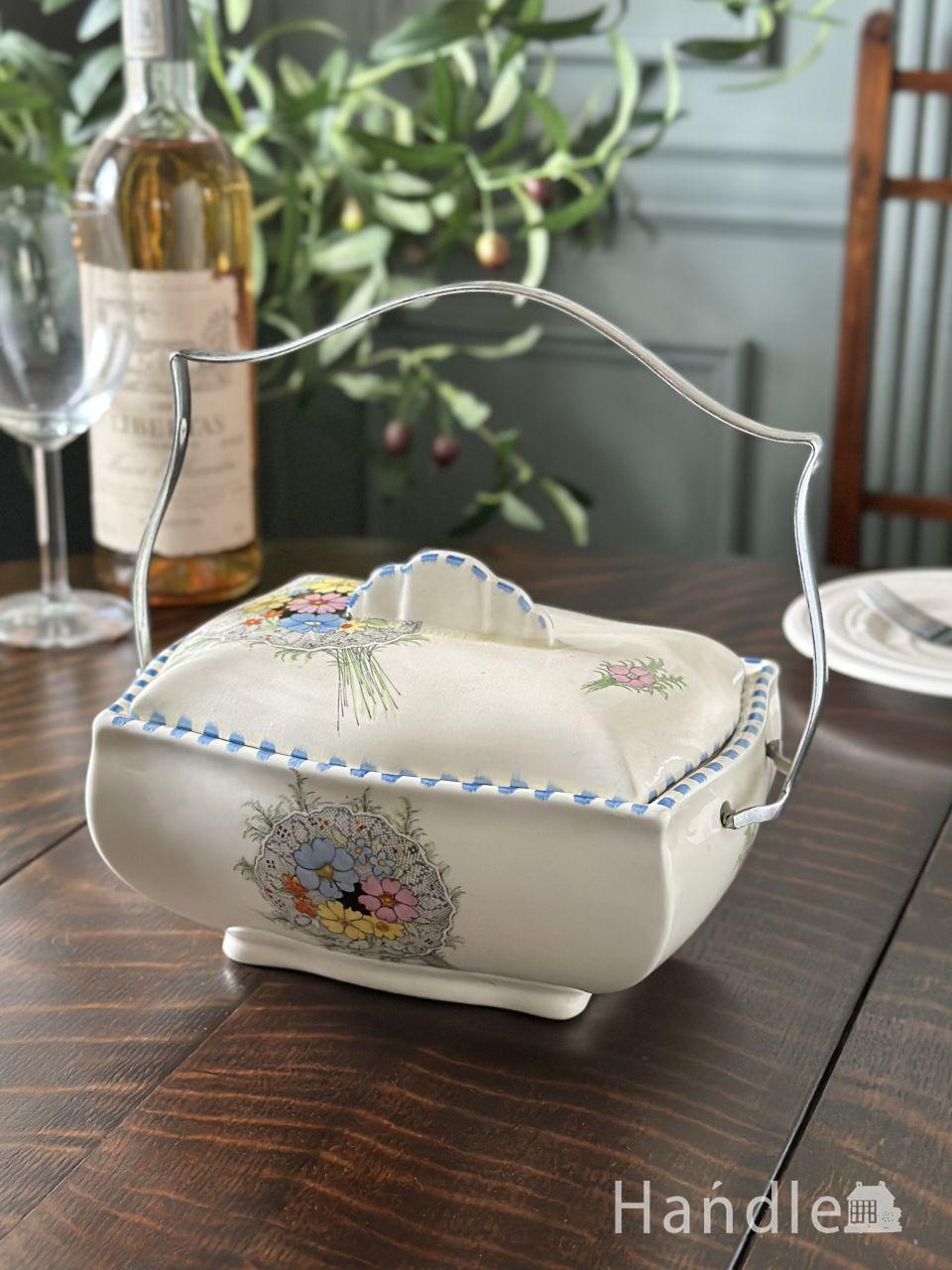 英国で見つけたシルバープレートのトリベット、銀のポットスタンド（鍋