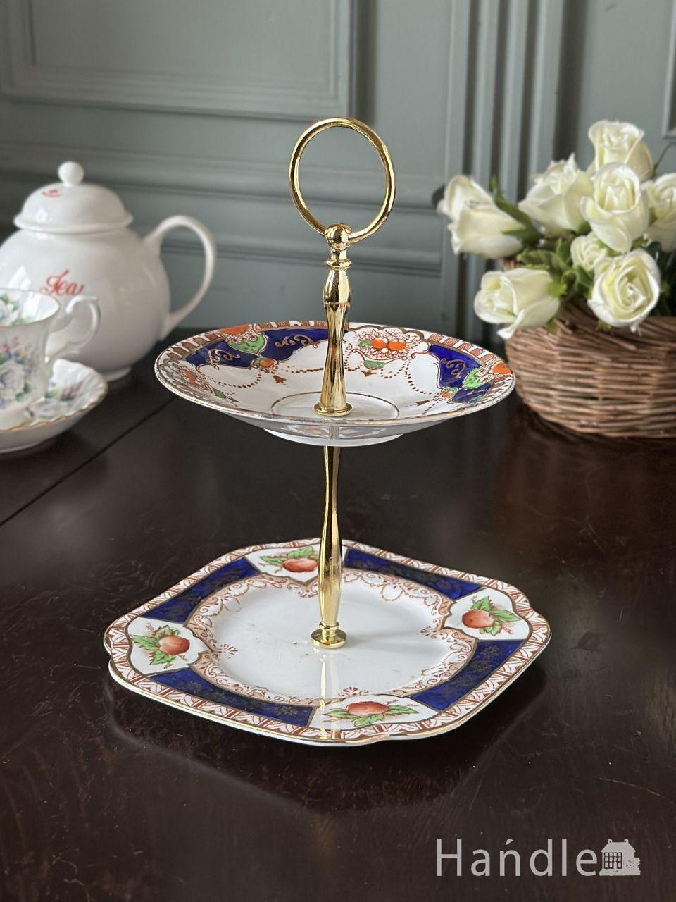 イギリスから届いたアンティーク皿、イマリパターンのケーキスタンド(m