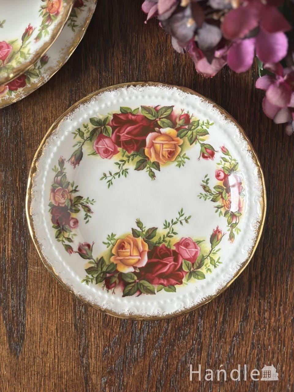 ロイヤルアルバート社のアンティークプレート、オールドカントリー