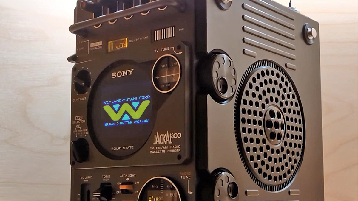 Packing Even More Features Into A Classic Radio | Hackaday