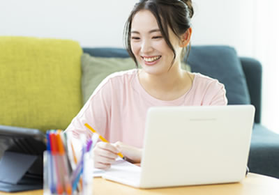 スキマ時間で稼げるスキルを！副業に役立つ在宅ワーク おすすめ講座