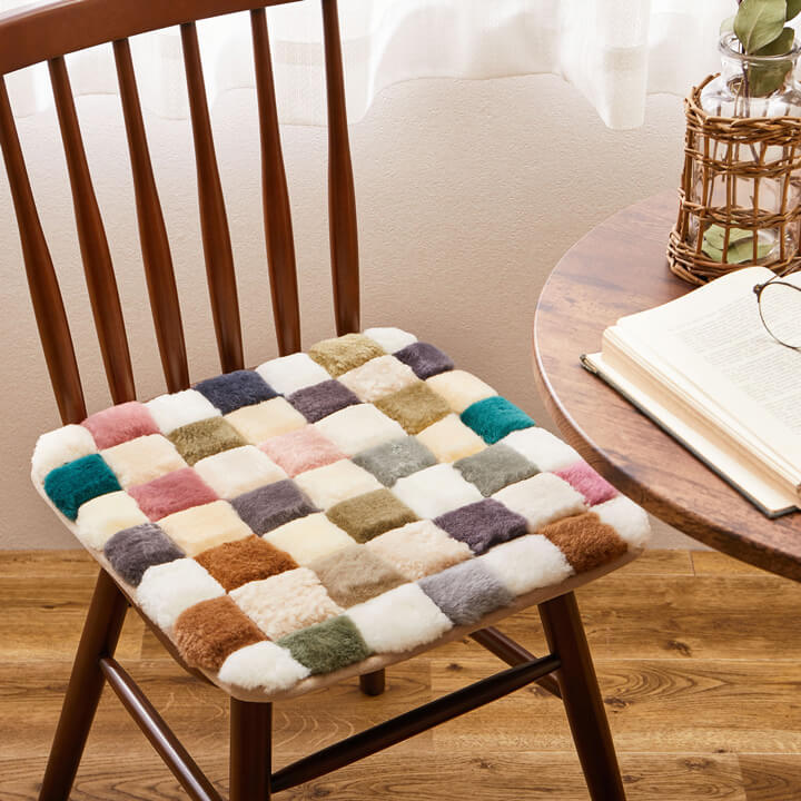 ムートンクッション 座布団 M-17413 約40×40cm （モザイク柄がカラフル