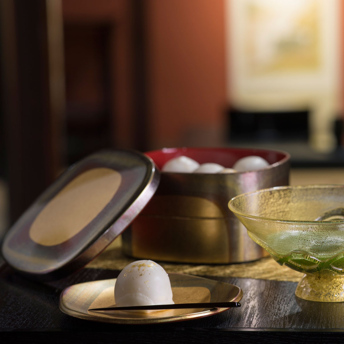 【廃盤・未使用】箔一 銘々皿 銀華 あけぼの皿 15枚セット 金沢箔ヴィンテージ 箔一 hakuichi 金箔 金沢箔 金沢 工芸品 古代箔 梅型銘々皿<2枚>