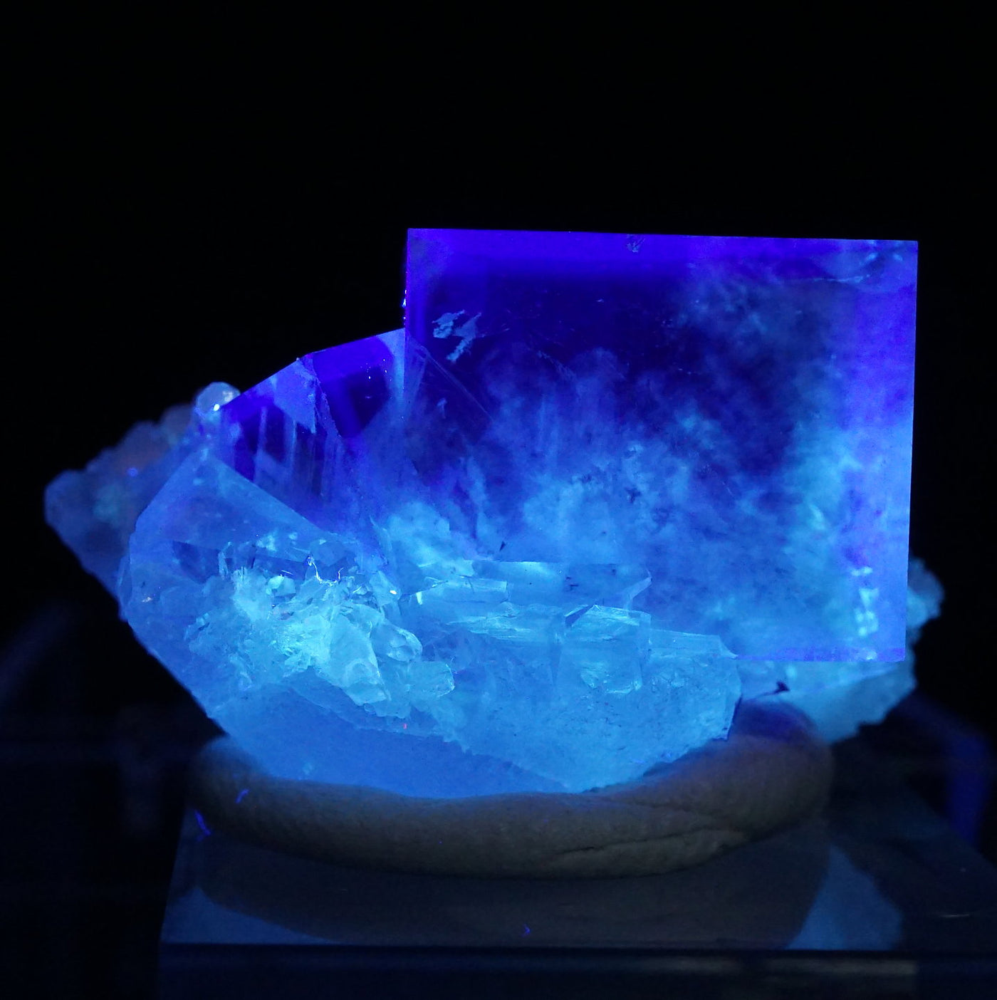 中国 浙江省産 フローライト・水晶 – 天然石ハッピーギフト