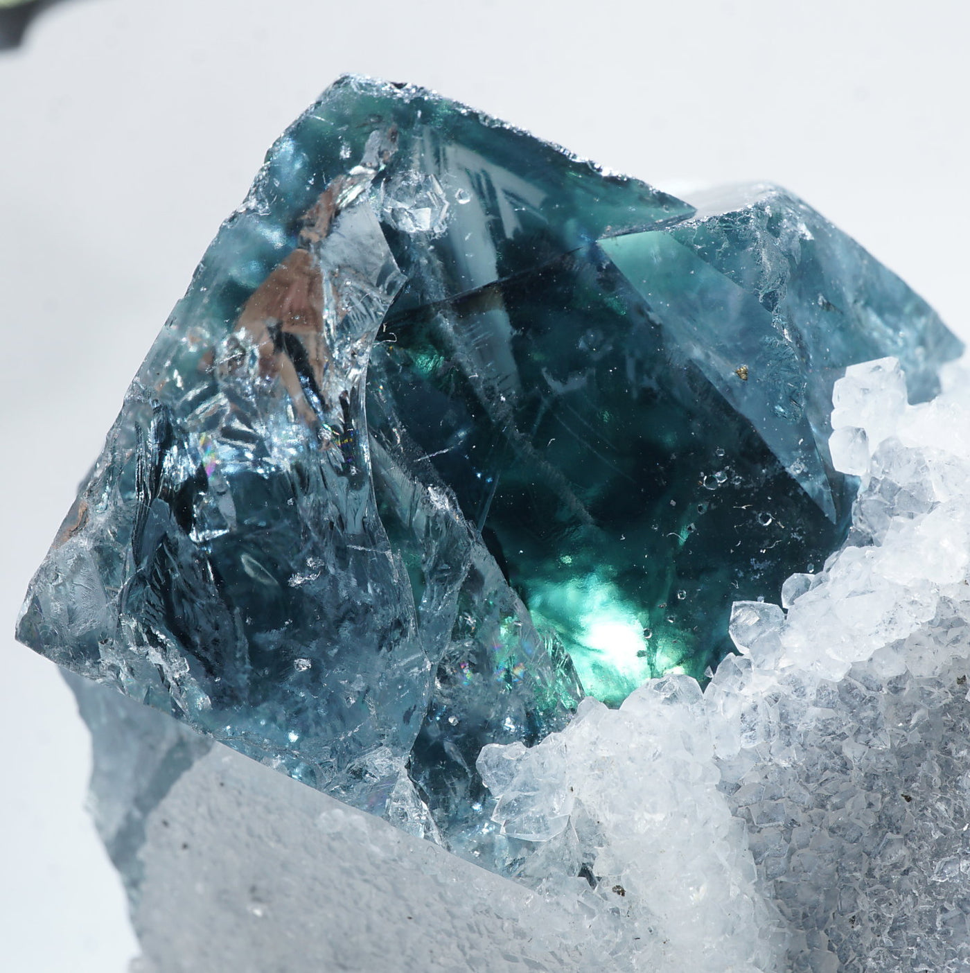 ナイジェリア Akwana産 フローライト・水晶 – 天然石ハッピーギフト