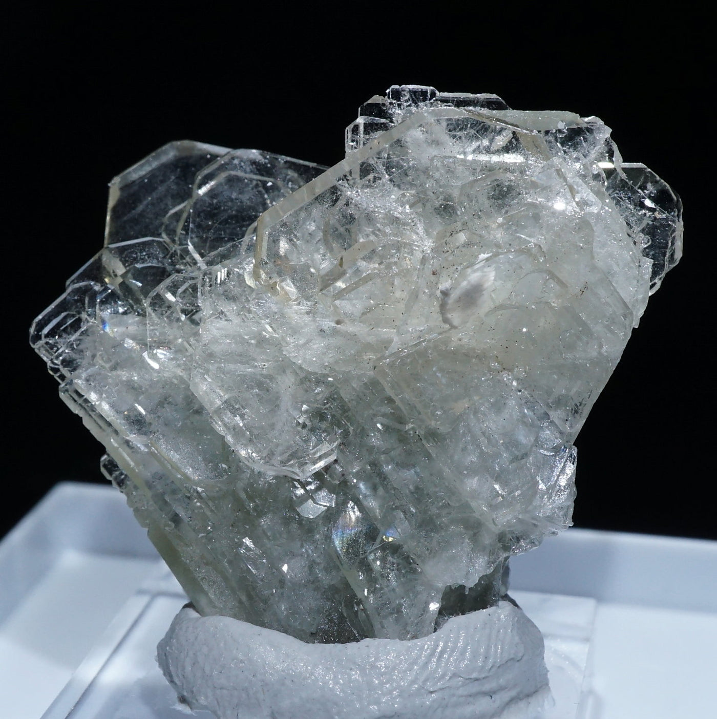 蛍光》ペルー産 バライト(重晶石) – 天然石ハッピーギフト