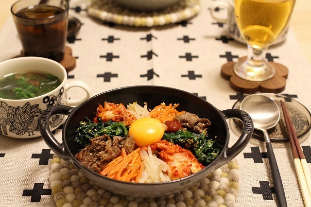 ストウブ ベビーウォック16cmの使い勝手のよさに驚き！食卓にそのまま