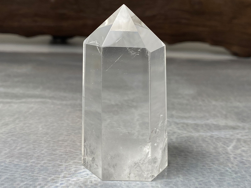 水晶ポイント No,26｜置物/彫り物 | 天然石・パワーストーンの卸専門店