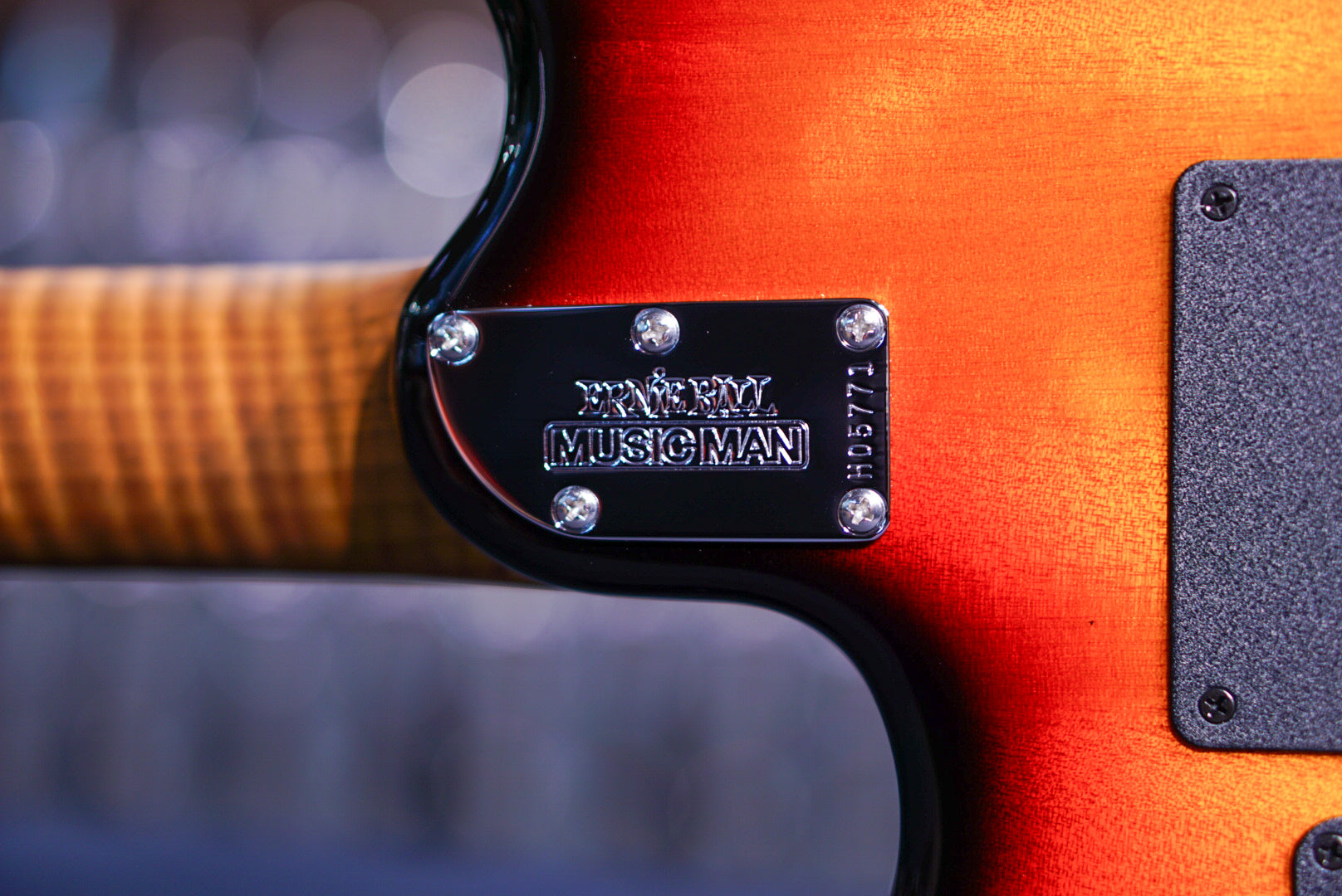 Ernie Ball Music Man JP 15 6 string Tiger Eye Flame Top H05771