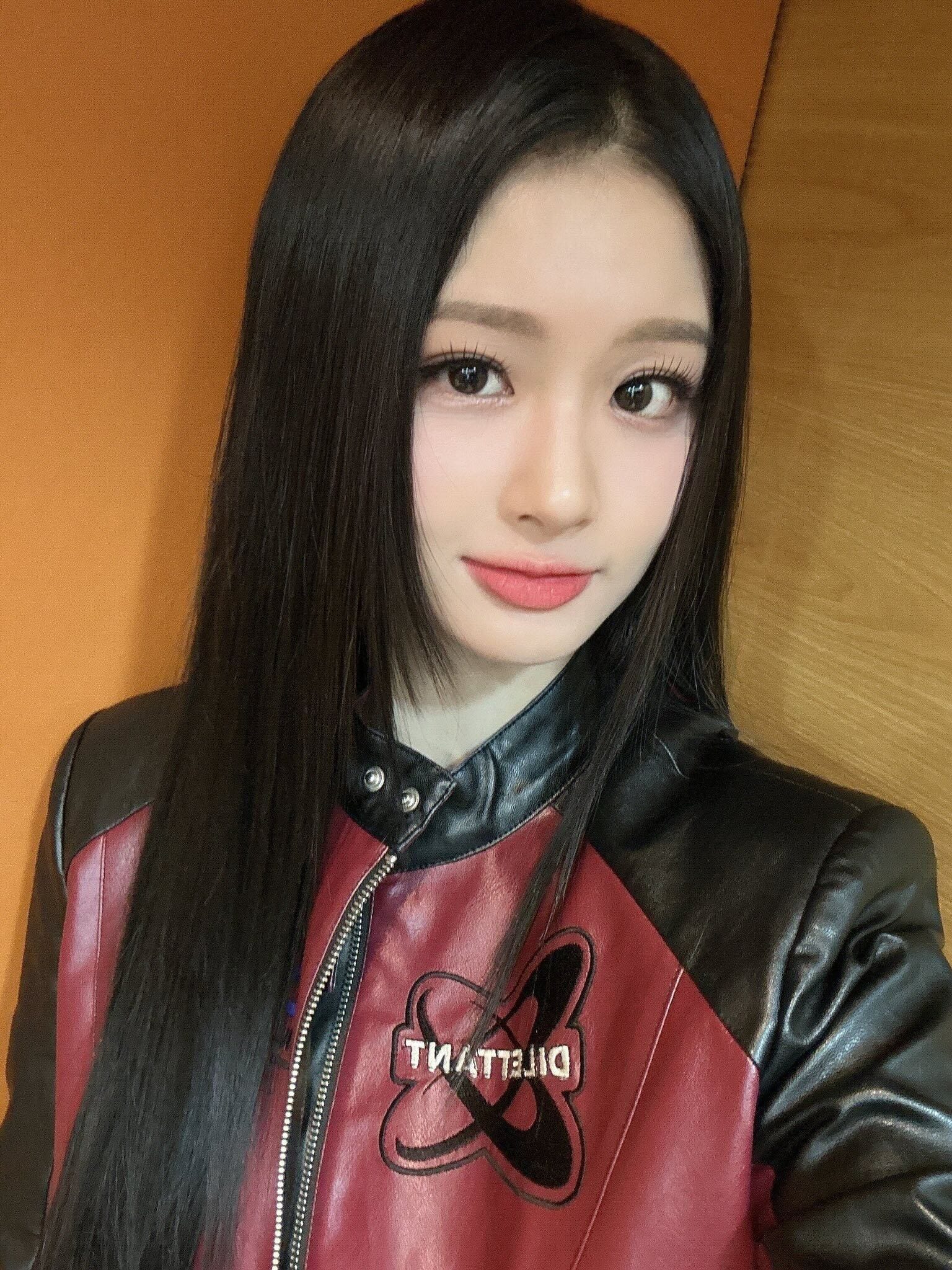 NMIXXソリュンの可憐な魅力がつまったビューティ遍歴40！ 韓国3大事務