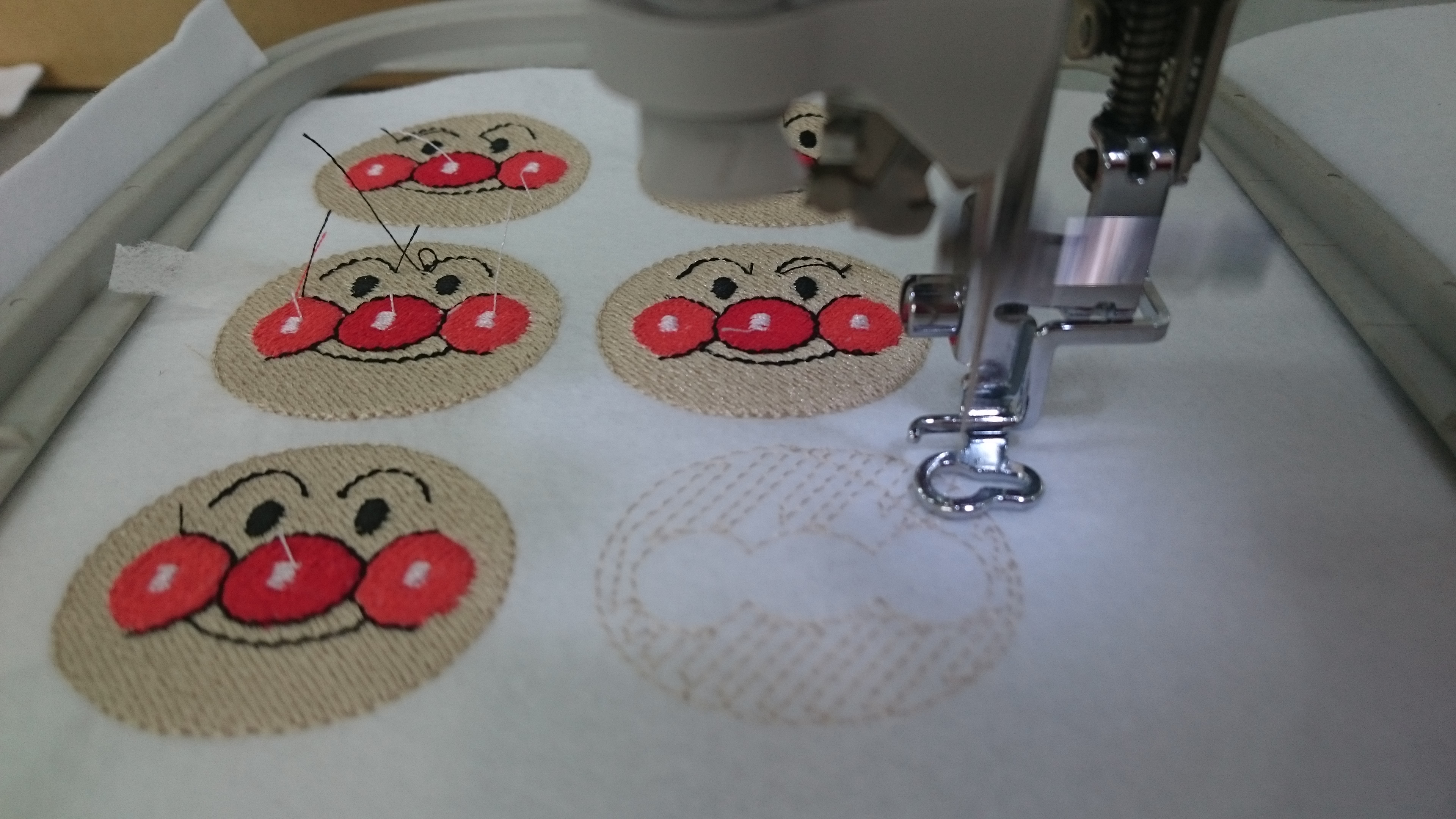 ブラザーミシンFM1300AP（アンパンマン刺繍）使ってみました