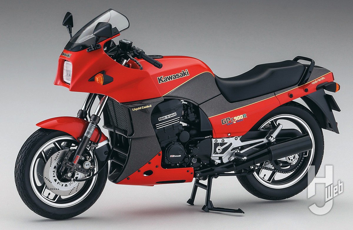 Ninja”の原点マシン「カワサキ GPZ900R（A1）（1984）」がハセガワより