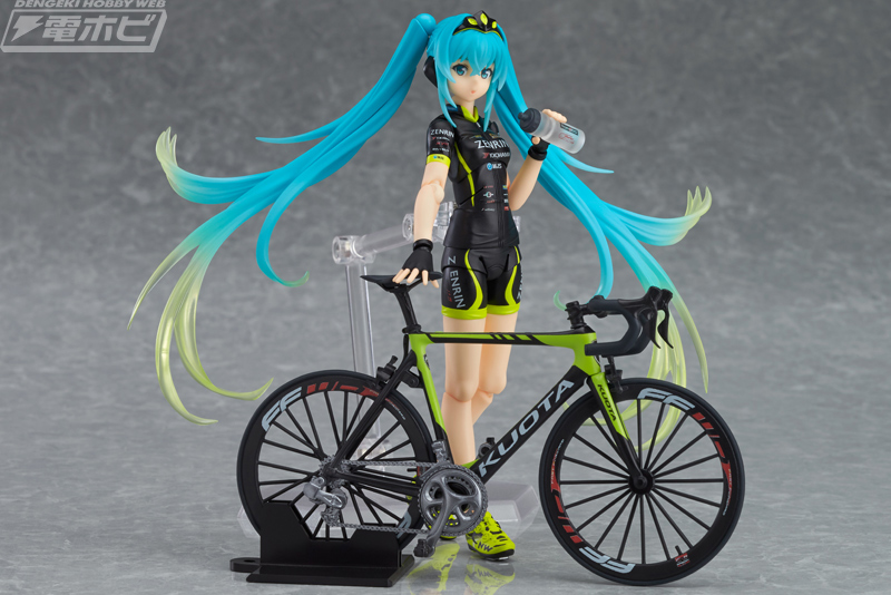 ロードバイクに乗った躍動感のあるポーズもバッチリ再現可能