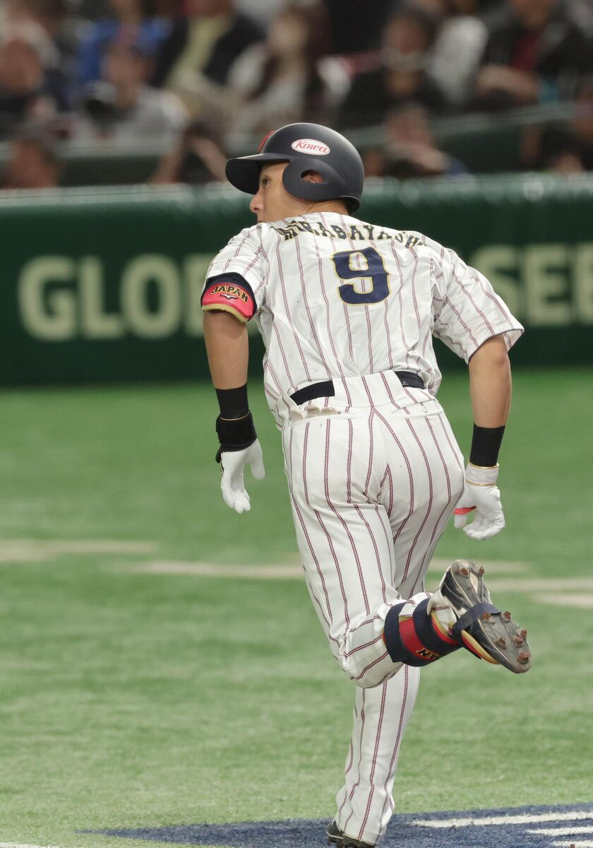 侍ジャパン】楽天・村林一輝がいきなり先頭打者本塁打！ 「最高な形