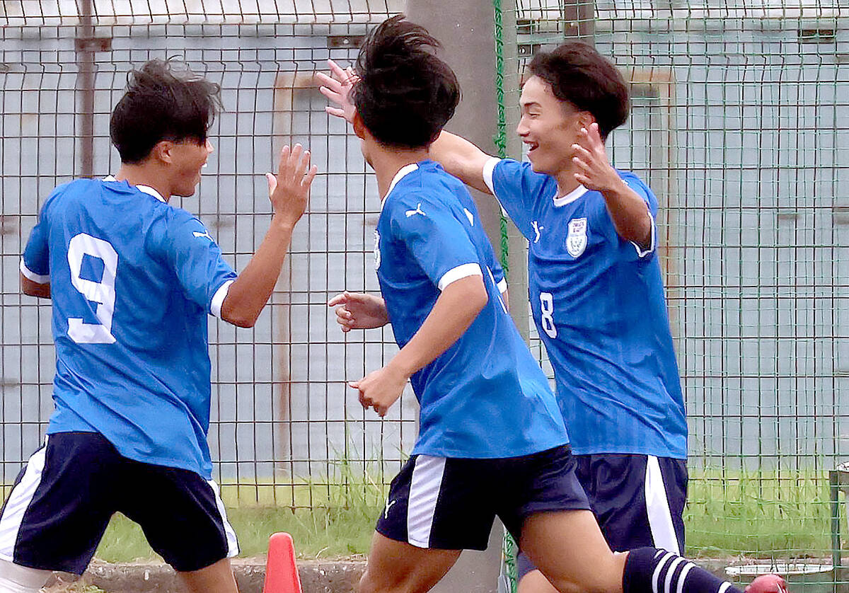 高校サッカー】磐田東が準々決勝進出…MF加藤侍大が1得点1アシスト