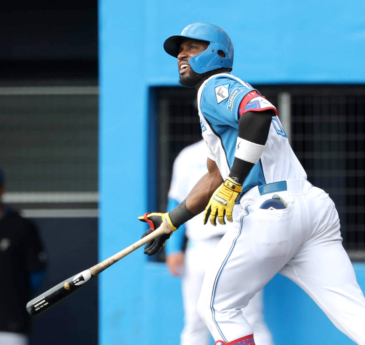 日本ハム】新助っ人“かっちゃん”ことカストロが来日1号「打った瞬間