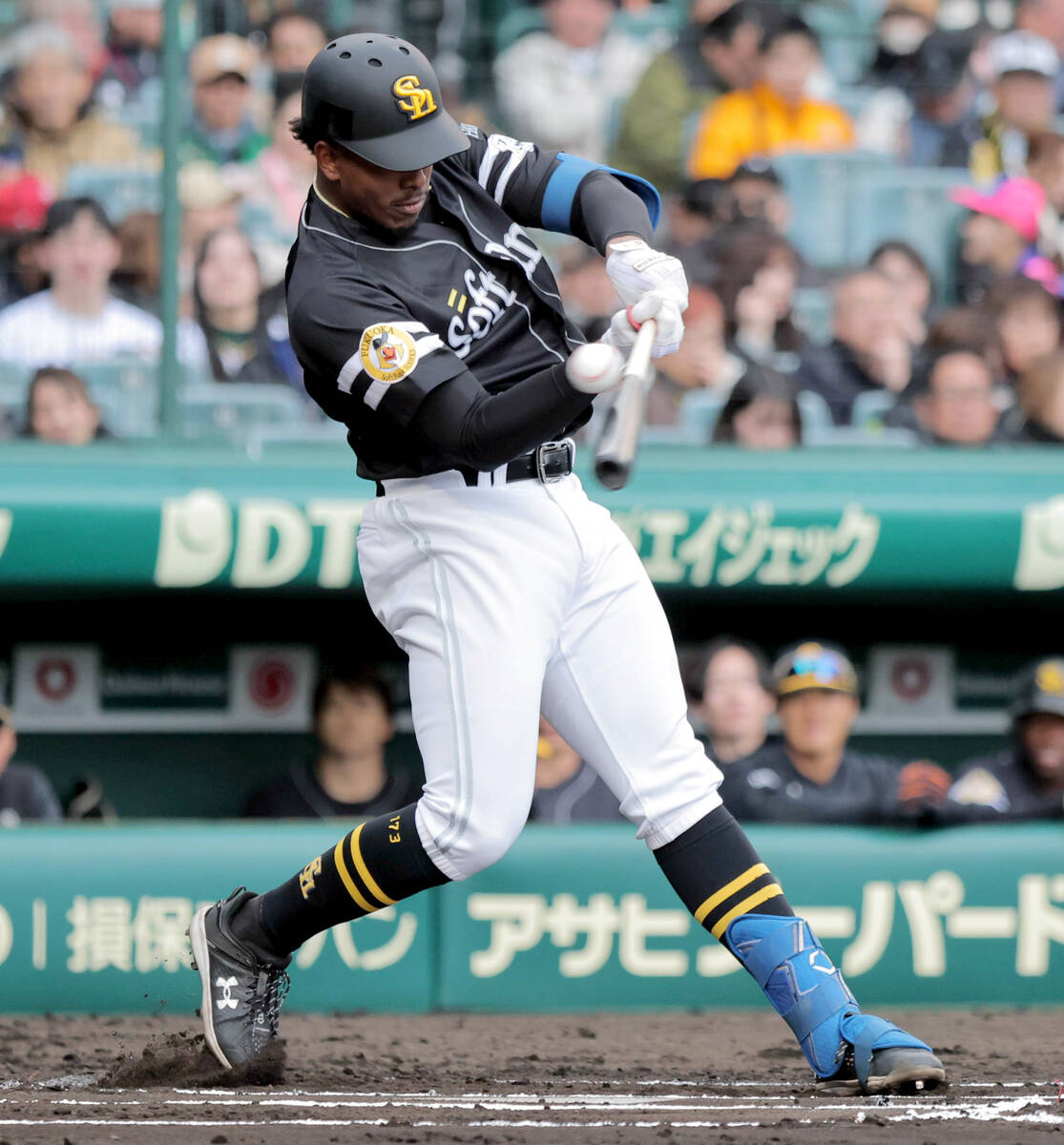 ソフトバンクの球界最軽量投手が開幕3連勝、身長175センチ、体重