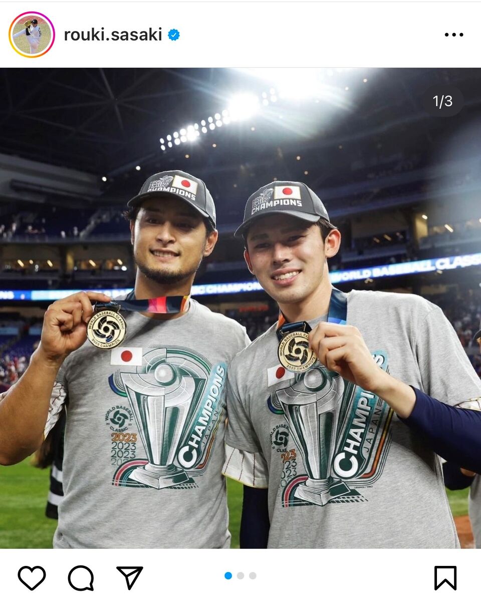 侍ジャパン】佐々木朗希、WBC決勝戦出場のレジェンドと2ショットを