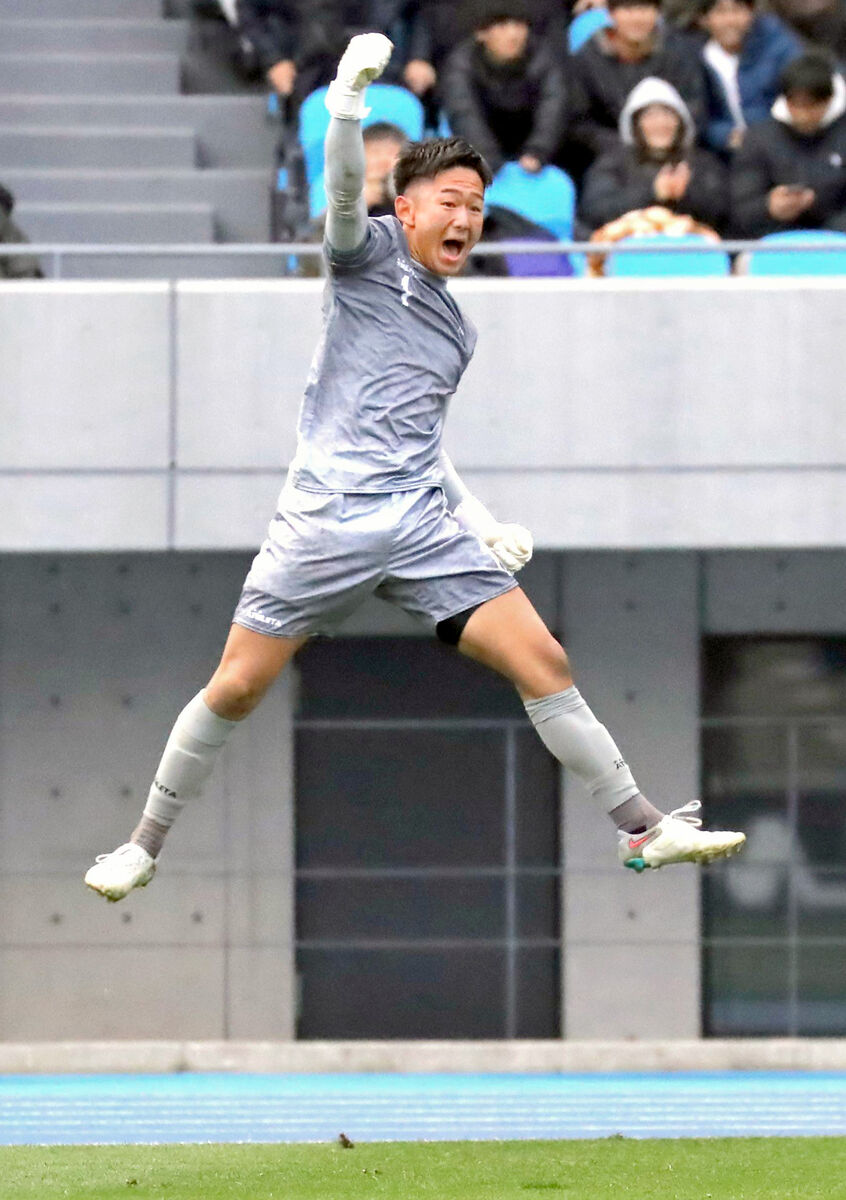 高校サッカー】近江が優勝候補・日大藤沢撃破で16強 乾貴士擁した
