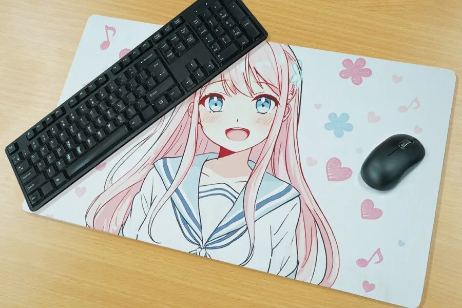 オリジナルデザインデスクマットを製作！プレイマットとしても活躍