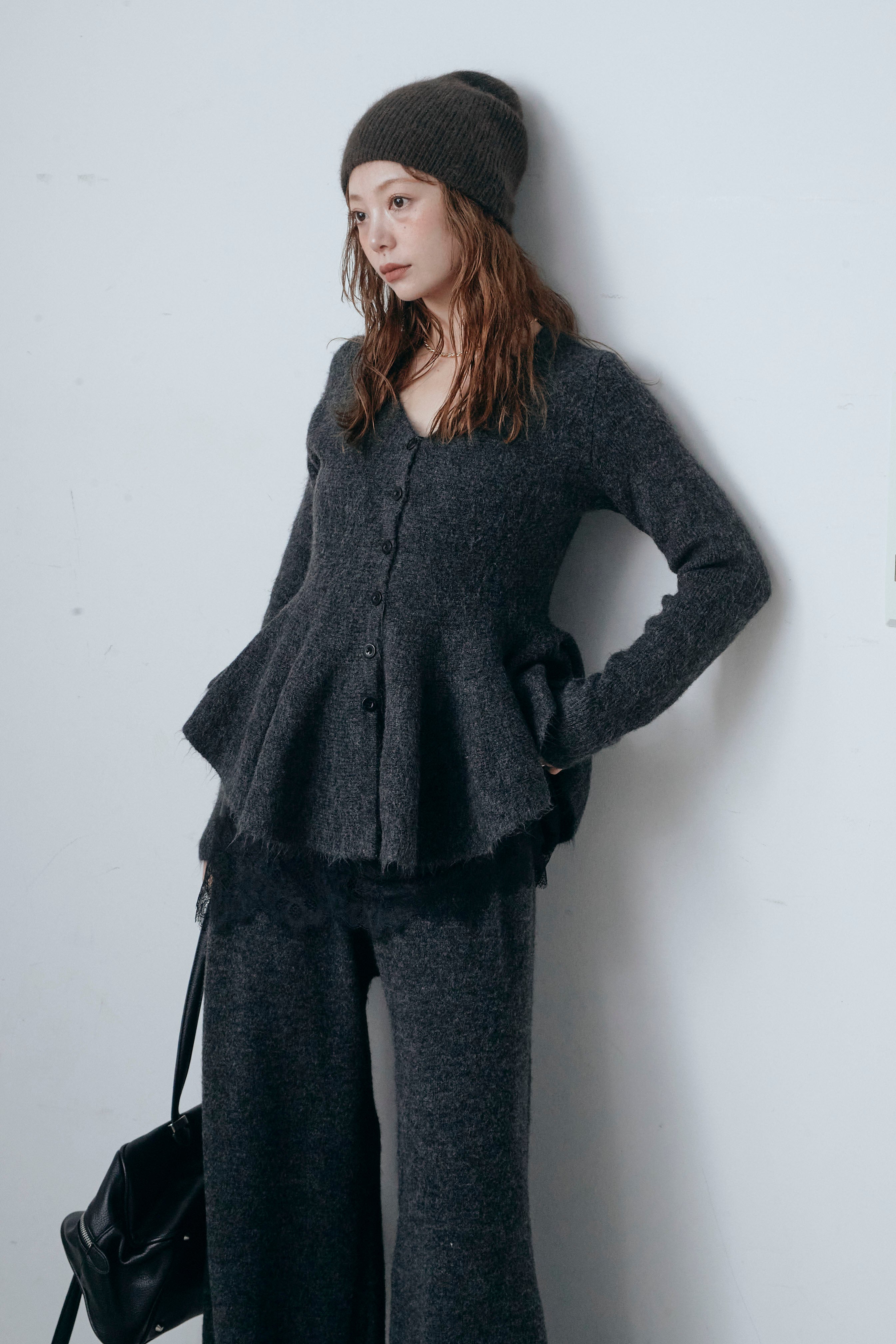 ペプラムニットセットアップ – IAMALPHA