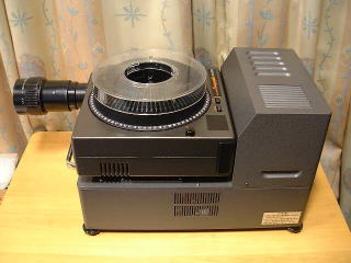 映写機クリニック スライド映写機 スライドプロジェクタ－ ELMO