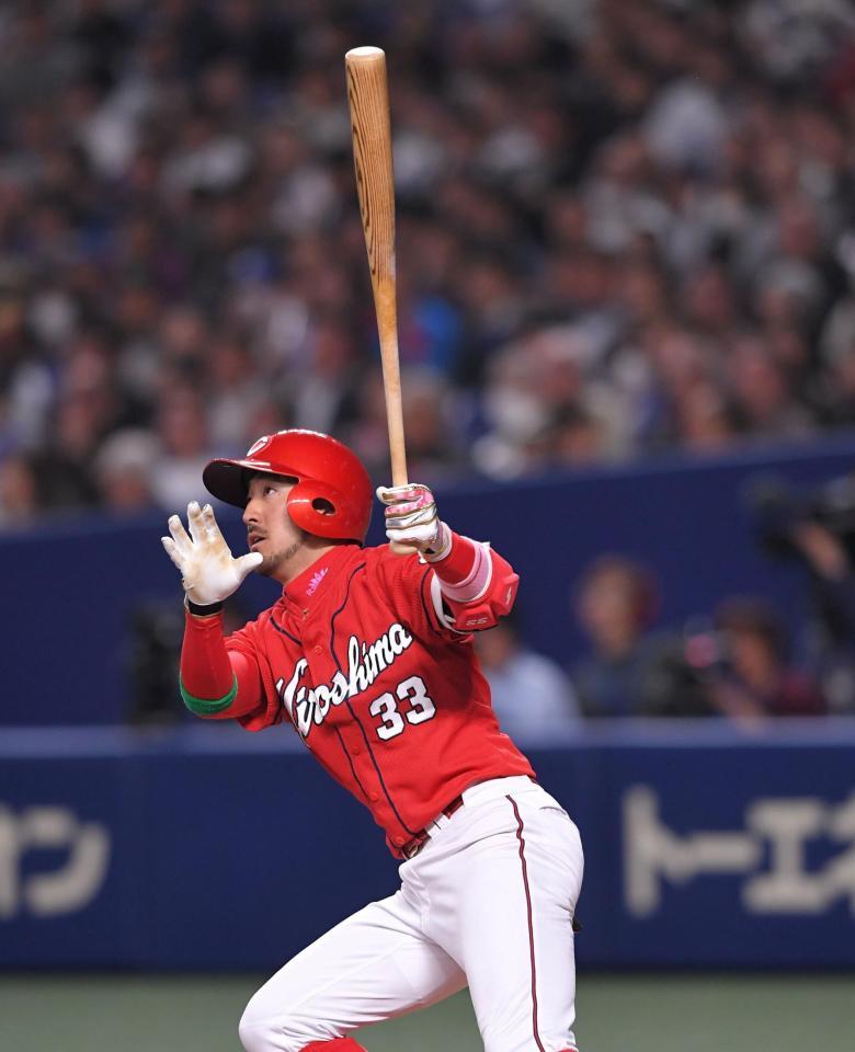 菊池涼 1号逆転2ラン「やっとバットに当たってくれました」/広島