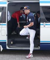 衝撃！日本ハム新庄監督が阪神ユニホームで登場！「背番号63 新庄